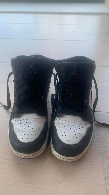 Jordan 1 zwart/wit maat 38 beschikbaar voor biedingen