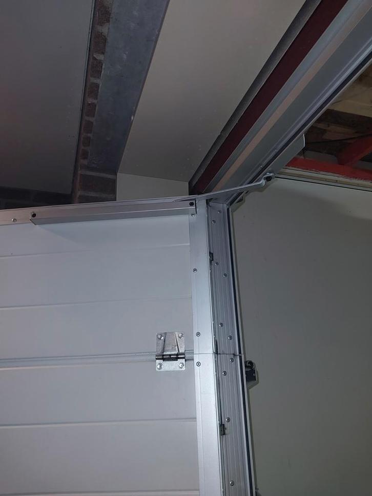 Sectionaaldeur met loopdeur, elektrisch, 2600x2400, Doe-het-zelf en Verbouw, Deuren en Horren, Garagedeur, 215 cm of meer, 120 cm of meer