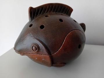 Uniek Vrij groot decoratief vis beeld klei wierook houder beschikbaar voor biedingen