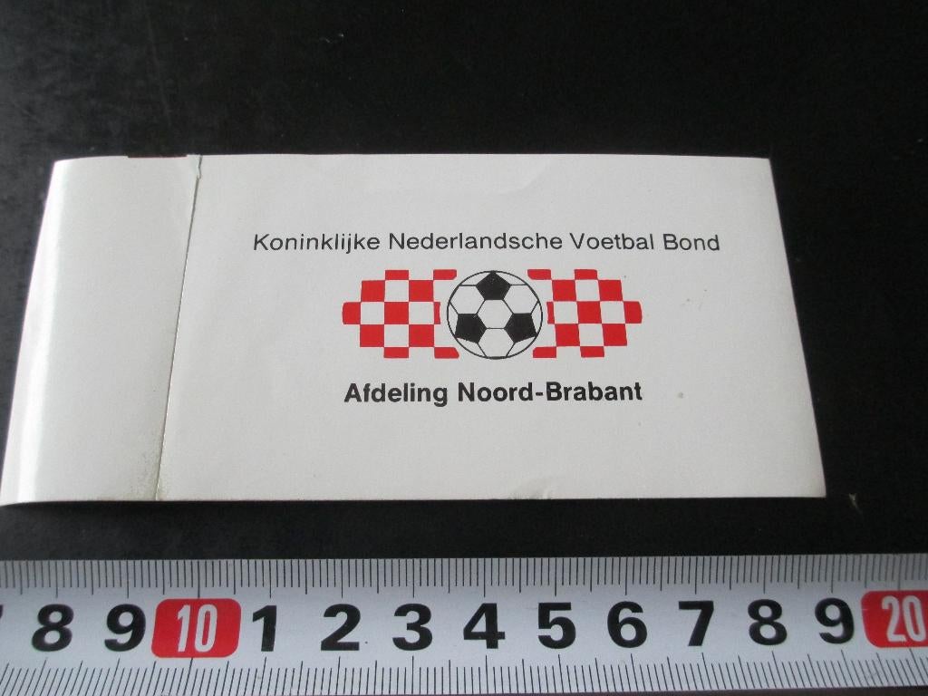 sticker KNVB Afdeling Noord - Brabant, Verzamelen, Stickers, Zo goed als nieuw, Ophalen