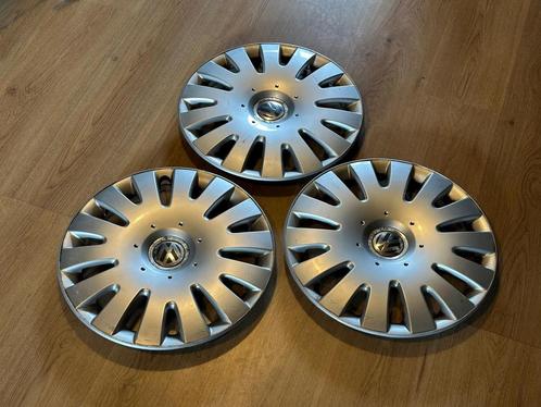 3x Volkswagen 16 inch wieldoppen Golf, Jetta, etc., Auto diversen, Wieldoppen, Gebruikt, Ophalen of Verzenden