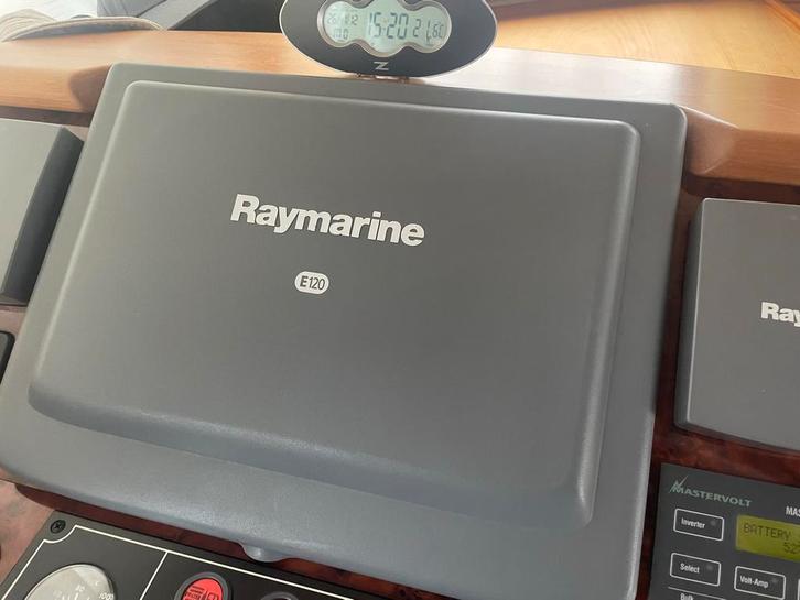 Raymarine E120 Kaartplotter, Watersport en Boten, Navigatiemiddelen en Scheepselektronica, Gebruikt, Kaartplotter of Fish Finder