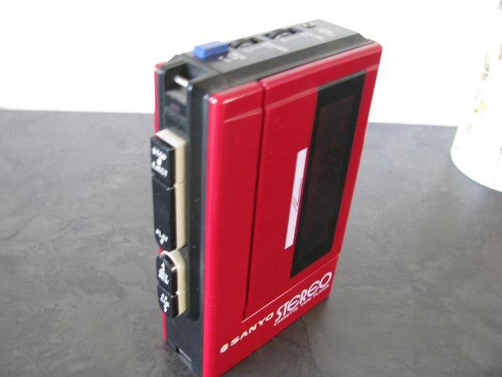walkman SANYO M3330 1979 eerste walkman, Audio, Tv en Foto, Walkmans, Discmans en Minidiscspelers, Walkman, Ophalen of Verzenden