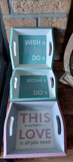 3 dienbladen / plateau's, Huis en Inrichting, Woonaccessoires | Dienbladen, Ophalen of Verzenden, Nieuw, Vierkant, Hout