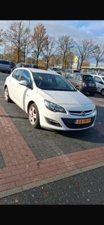 Opel Astra 1.4 Ecotec 74KW 5-D 2012 Wit, Auto's, Voorwielaandrijving, 4 cilinders, 100 pk, Wit