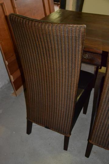 Set van 2 zwarte eetkamerstoelen beschikbaar voor biedingen
