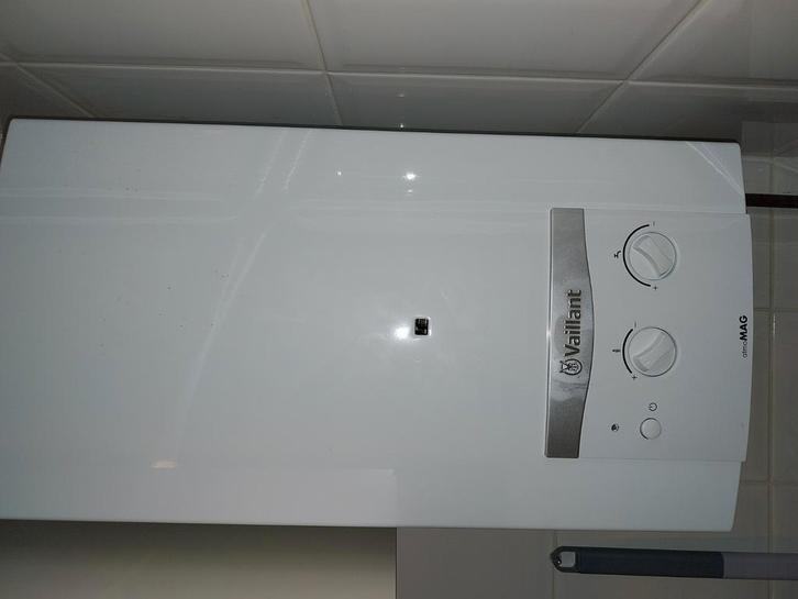 Splinter nieuwe Vaillant, Doe-het-zelf en Verbouw, Geisers en Boilers, Nieuw, Geiser, Minder dan 20 liter, Minder dan 3 jaar oud