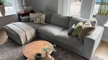 Grijze hoekbank - comfortabel en stijlvol! beschikbaar voor biedingen