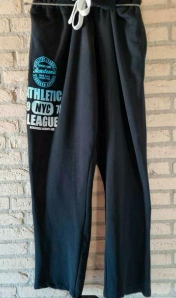 Lange zwarte broek grote maat 5XL Angelo Litrico beschikbaar voor biedingen