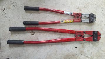 2 x betonschaar beschikbaar voor biedingen