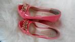 Prachtige roze pumps / peeptoe in lak met gesp maat 36, Pumps, Ophalen of Verzenden, Zo goed als nieuw, Roze