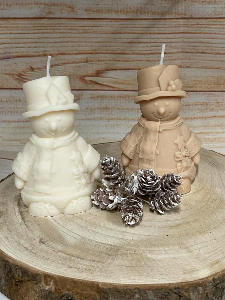 Grote Sneeuwpop Kaars - Winterse Decoratie, Huis en Inrichting, Woonaccessoires | Kandelaars en Kaarsen, Nieuw, Kaars, Minder dan 25 cm