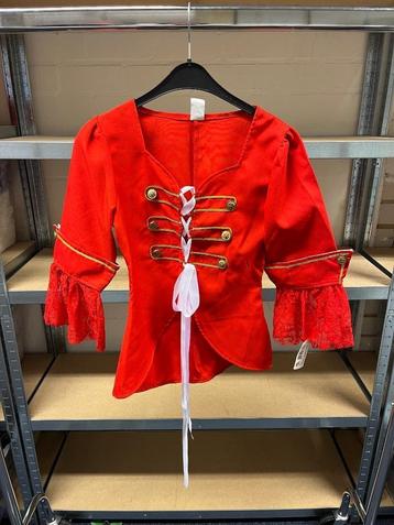 Circusjasjes beschikbaar voor biedingen