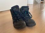 Lowa Bergschoenen Maat 33, Ophalen of Verzenden, Gebruikt, Jongen of Meisje, Laarzen