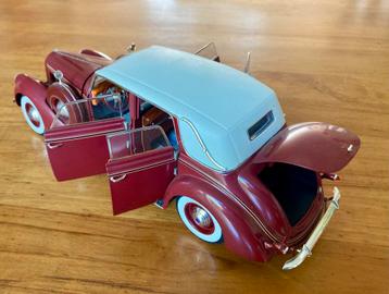 Solido Lincoln Touring Cabriolet 1:18 beschikbaar voor biedingen