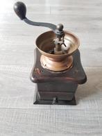 Antieke houten koffiemolen met opvanglade, Ophalen of Verzenden