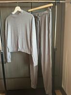 Hunkemöller grijze pyjama set dames maat S / 36, Hunkemöller, Ophalen of Verzenden, Gedragen, Maat 36 (S)
