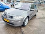 Renault Mégane 2.0-16V Privilège Luxe, 1998 cc, 135 pk, Gebruikt, Zwart
