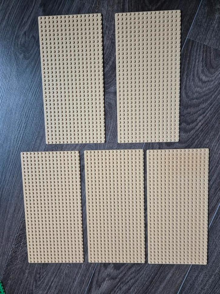 5 lego bouwplaten grondplaten creme tan beige 16x32, Kinderen en Baby's, Speelgoed | Duplo en Lego, Gebruikt, Lego, Complete set