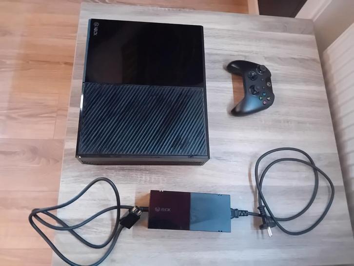 Xbox One 500 GB, Spelcomputers en Games, Games | Xbox One, Zo goed als nieuw, 1 speler, Online, Ophalen of Verzenden