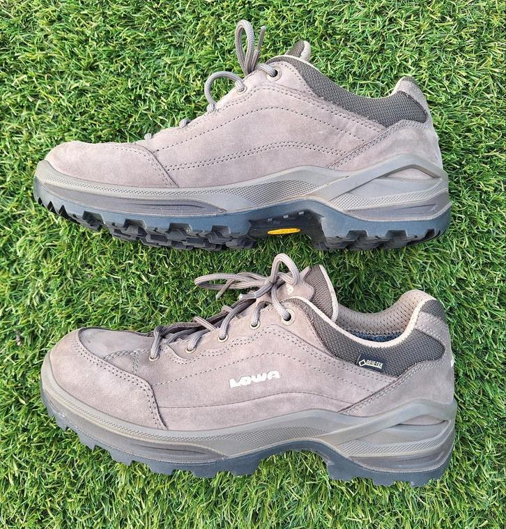 Lowa Renegade GTX Mid Ws Dames Wandelschoenen - Maat 42, Sport en Fitness, Bergsport en Wandelen, Zo goed als nieuw, Ophalen of Verzenden