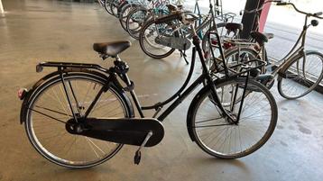 Omafiets Batavus met versnellingen  beschikbaar voor biedingen