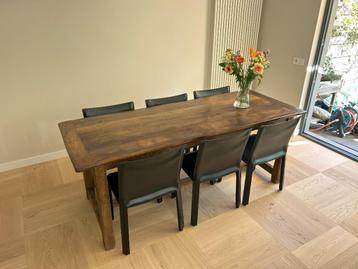 Handgemaakte Eettafel van Antiek Eikenhout -  beschikbaar voor biedingen