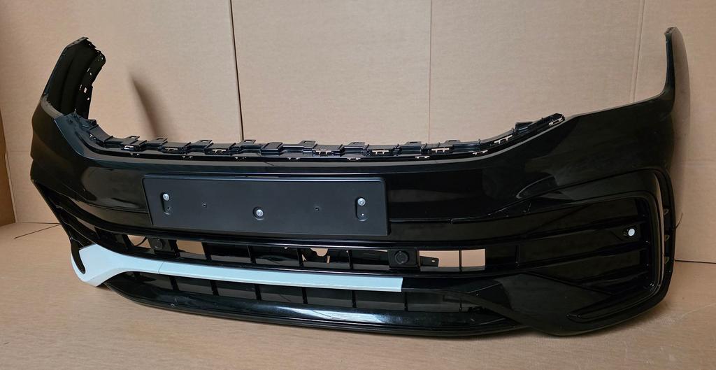 Voorbumper VW Tiguan 5NA R-line Facelift VOLKSWAGEN Compleet, Gebruikt, -, Voor, Ophalen of Verzenden