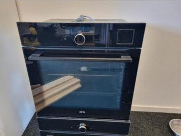 AEG SteamPro Multifunctionele Oven met Stoom beschikbaar voor biedingen