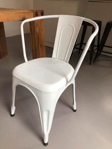 6 bistro stoelen wit metaal, industrieel, tolix, stapelbaar beschikbaar voor biedingen