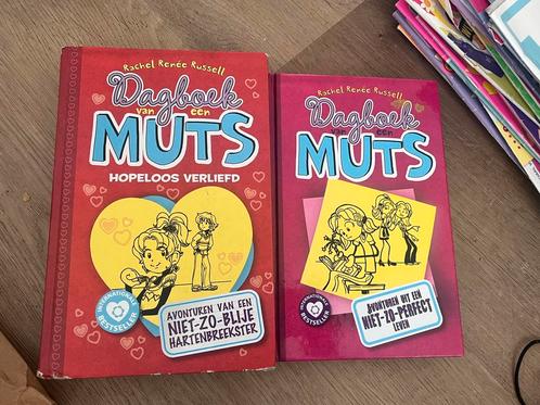 Rachel Renée Russell dagboek van een muts Hopeloos verliefd, Boeken, Kinderboeken | Jeugd | 10 tot 12 jaar, Zo goed als nieuw