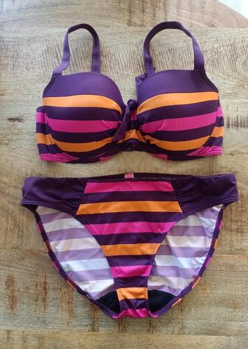 Prima donna bikini 80 D broekje 42 ZGAN paars roze 80D beschikbaar voor biedingen