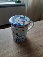 Mok met Grieks tafereel Easy Lifes, Ophalen of Verzenden, Overige stijlen, Kop(pen) en/of Schotel(s)