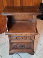 Houten kastje, Huis en Inrichting, Tafels | Bijzettafels, Ophalen, Minder dan 55 cm, Gebruikt, Rechthoekig