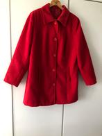 Rode stoffen jas met knopen maat 40, Ophalen of Verzenden, Zo goed als nieuw, Maat 38/40 (M), Rood