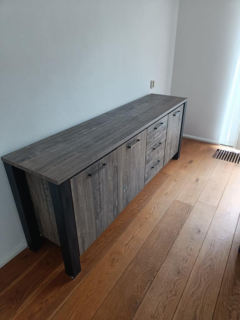 Dressoir, Ophalen, Stoer, Zo goed als nieuw, 200 cm of meer
