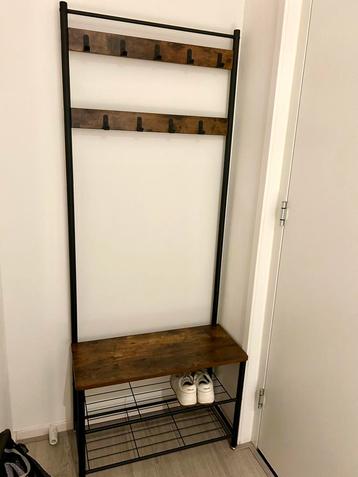 Kapstok hout metaal beschikbaar voor biedingen