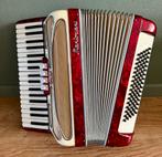Te koop: accordeon Mantovani ‘La diamante’, Muziek en Instrumenten, Accordeons, Gebruikt, 80-bas, Toetsaccordeon, Met riemen