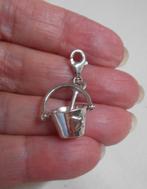 Zilveren hanger strandemmer met schepje nr.1744, Overige voorstellingen, Verzenden, Zo goed als nieuw, Zilver