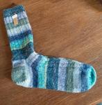 Prachtige blauw gestreepte heren sokken mt 45/46 handgebreid, Nieuw, Blauw, Ophalen of Verzenden, Maat 43 t/m 46