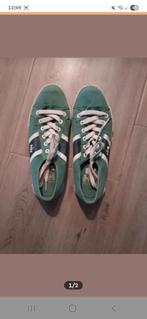 Helly Hansen maat 44, Ophalen of Verzenden, Sneakers of Gympen, Gedragen, Overige kleuren