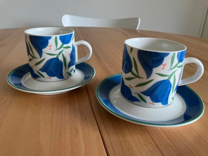 Arabia Balladi kop en schotels, Huis en Inrichting, Keuken | Servies, Zo goed als nieuw, Kop(pen) en/of Schotel(s), Overige stijlen