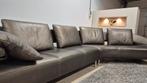 Platina leren Leolux Vol de Reve top design hoekbank, Huis en Inrichting, Banken | Bankstellen, Industriël design, Leolux vol de reve hoekbank