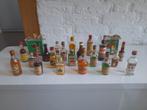 Vintage ONGEOPENDE miniatuur drankflesjes, Verzamelen, Complete verzamelingen en Collecties, Ophalen of Verzenden