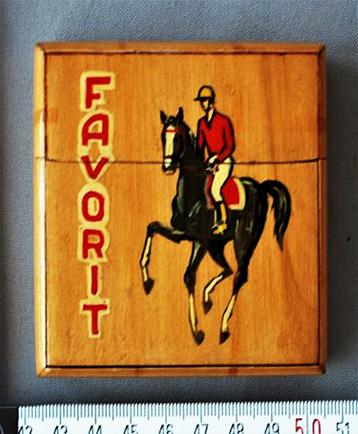 Sigaret Doos Paard Sport Jockey Geschenk 1983 Hout Vintage beschikbaar voor biedingen