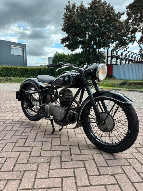 BMW R25 - (bj 1950), Motoren, Motoren | Oldtimers, Toermotor, 1 cilinder, Ophalen of Verzenden