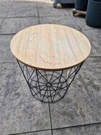Leuk bijzettafeltje met houten blad, Ophalen, Minder dan 45 cm, Minder dan 55 cm, Gebruikt