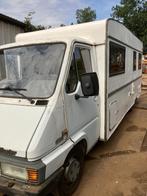 Camper Renault master 1997 Wit, Stof, 2000 kg, 4 stoelen, Wit