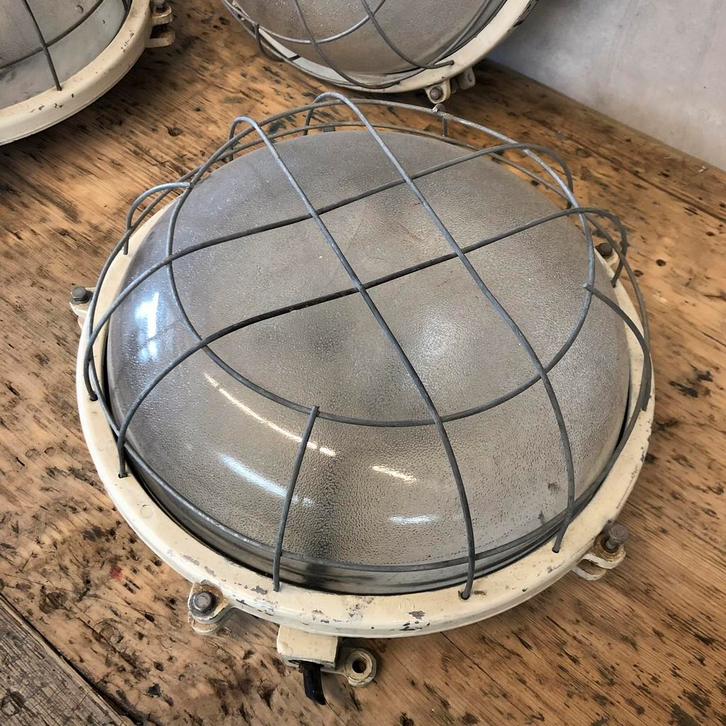 Oude kooilamp, industriële lamp, wandlamp, plafondlamp, Antiek en Kunst, Curiosa en Brocante, Ophalen