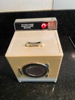 Vintage Whasing machine bank battery opp Wasmachine Spaarpot, Ophalen of Verzenden, Gebruikt, Metaal of Blik, Overige thema's